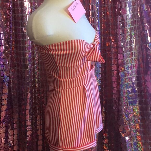 Candy cane striped shorts romper with tie front - Picture 5 of 12